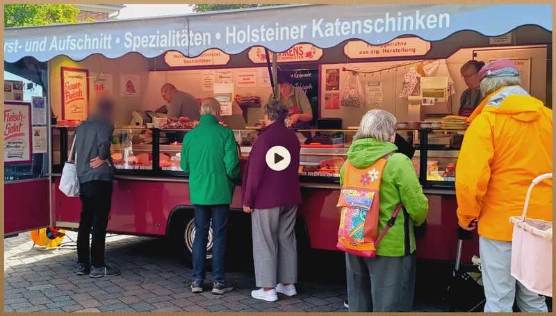 Fleischermeister Mehrens, digitaler Effekt: Märkte: Film „Ein Vormittag am Wagen“